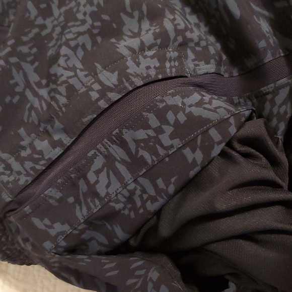 Lululemon Men's Short Tiger Camo - Picture 10 of 13